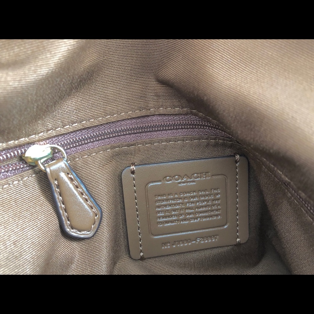 Coach Large Lexington Shoulder Bag - Picture 6 of 6